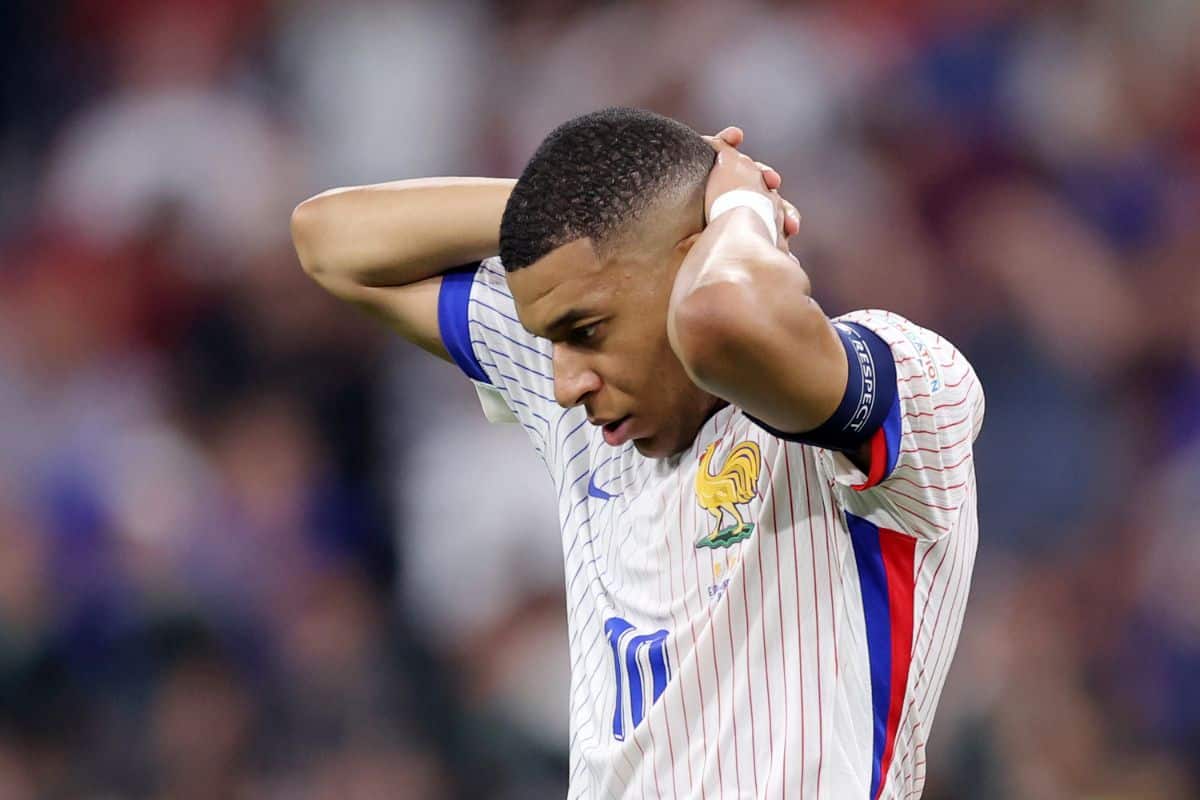 Demi-finale perdue : Mbappé, cible de la presse française après la défaite contre l’Espagne Demi-finale perdue Mbappé cible de la presse française Demi-finale perdue Mbappé cible de la presse française