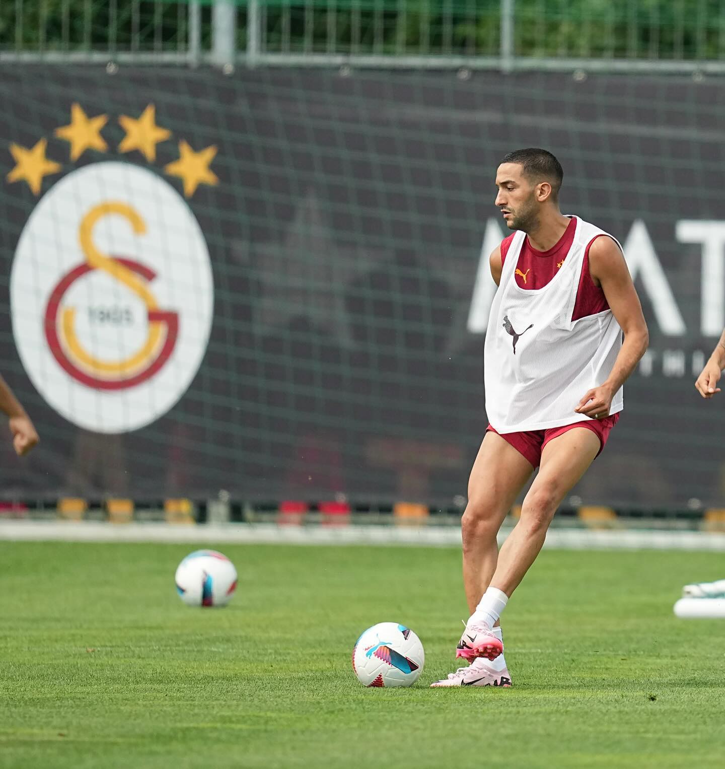 ziyech netrainement galatasaray