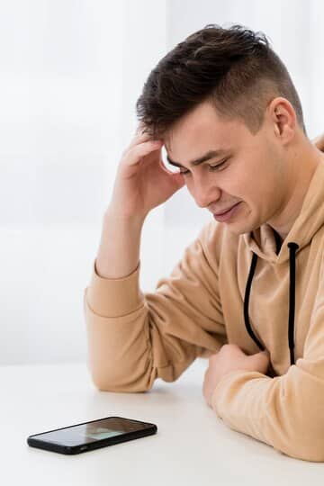Etude revele pourquoi le defilement scrolling rapide sur les reseaux sociaux intensifie lennui 1