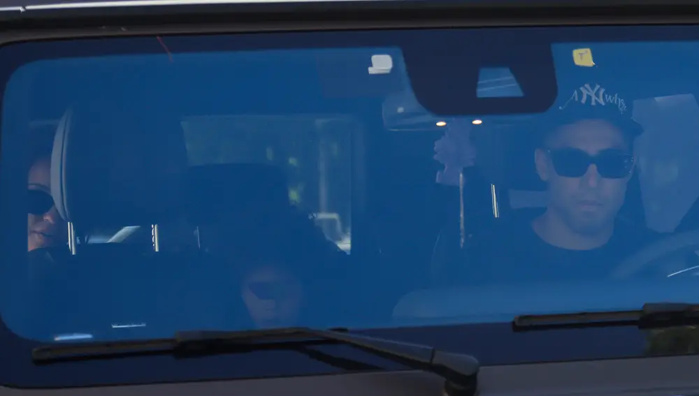 Achraf Hakimi et Hiba Abouk: déjeuner en famille à Madrid après un an et demi de séparation achraf hakimi hiba abouk achraf hakimi suben mismo coche 58