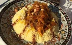 Saveurs du monde - Le couscous marocain : héritage culinaire et symbole de convivialité couscous Le couscous marocain heritage culinaire et symbole de convivialite 1 2