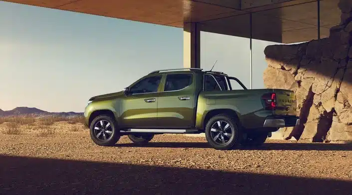 Nouveau PEUGEOT LANDTREK : technologies avancées et capacités tout-terrain PEUGEOT Nouveau PEUGEOT LANDTREK technologies avancees et capacites tout terrain 2