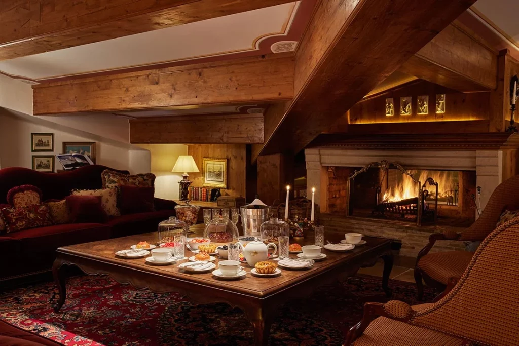La Grande Table Marocaine du Royal Mansour : un voyage culinaire entre neige et saveurs marocaines aux Airelles Courchevel Grande La Grande Table Marocaine du Royal Mansour un voyage culinaire entre neige et saveurs marocaines aux Airelles Courchevel 2