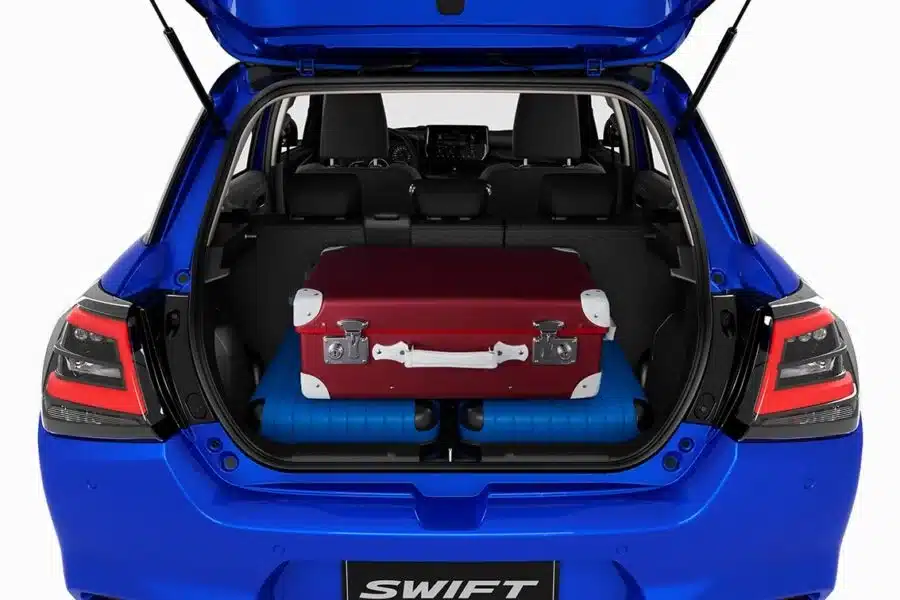 Suzuki Swift Hybride : CFAO lance les pré-commandes au Maroc Suzuki Coffre 900x600 2