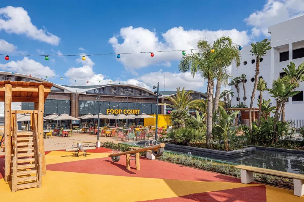 OVILLAGE, le retail park qui redéfinit l’expérience shopping à Casablanca OVILLAGE OVILLAGE le retail park qui redefinit lexperience shopping a Casablanca