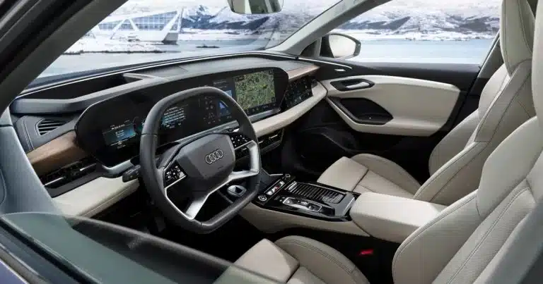 Audi Q6 e-tron : le SUV électrique qui change tout ! Découvrez ses performances inédites Audi Audi Q6 e tron volant 768x403 1