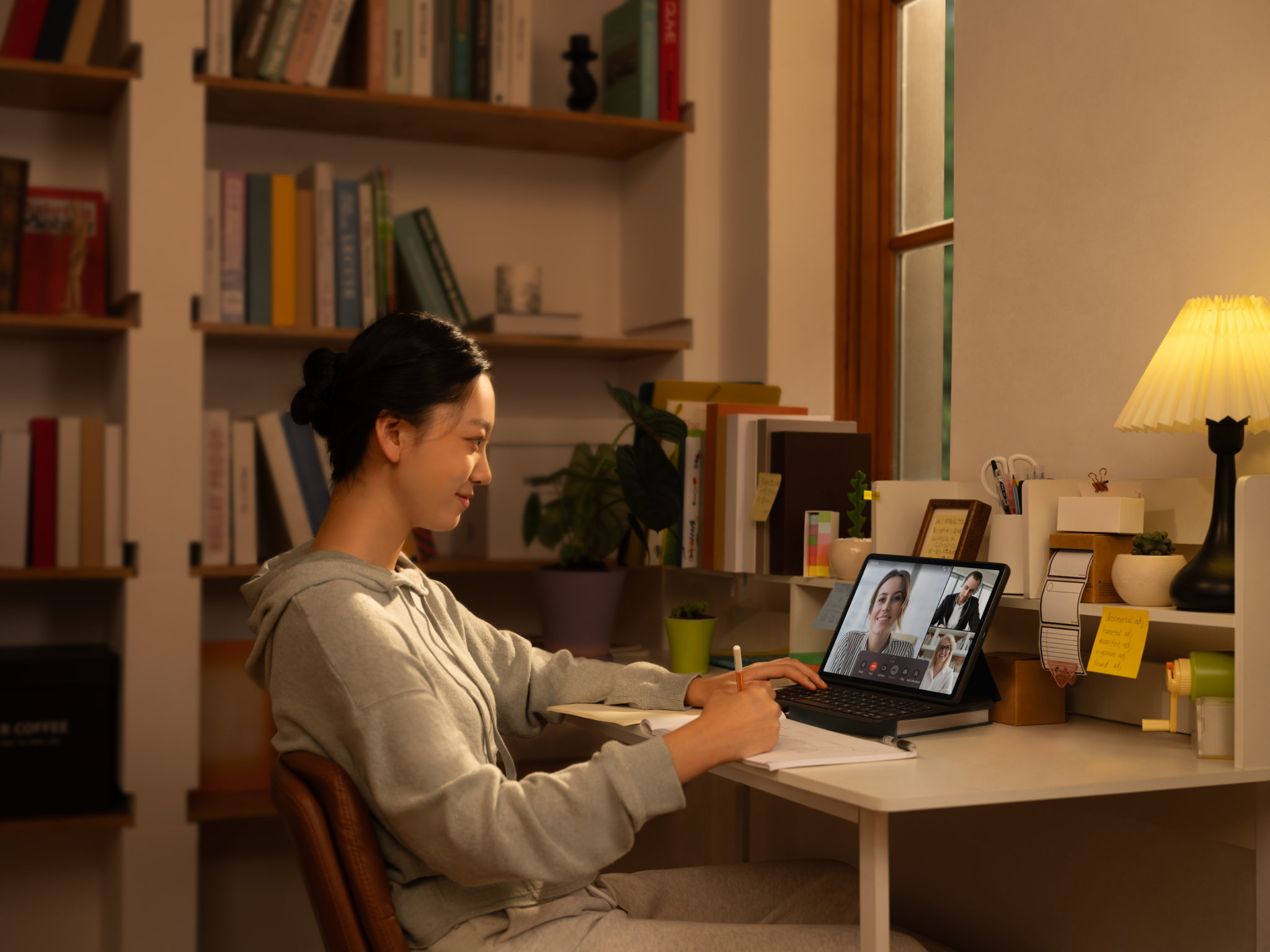 HUAWEI MatePad 11.5 : Une nouvelle approche de la productivité pour les étudiants et les professionnels HUAWEI Huawei l Visuel N°2 scaled