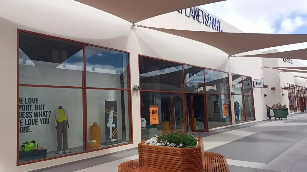 Planet Sport s’installe à Laâyoune avec son premier magasin premium dans le Sud du Maroc Planet Sport WhatsApp Image 2025 04 25 at 10.24.19 1