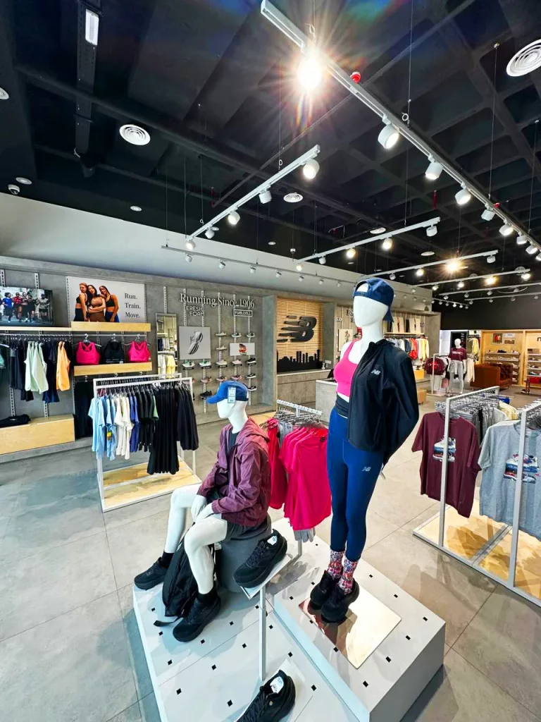 New Balance renforce sa présence au Maroc avec l’ouverture d’un nouveau concept store à Tanger New Balance New Balance