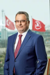 Turkish Airlines ouvre une nouvelle ligne vers Port-Soudan et renforce son réseau africain Turkish Airlines président du Conseil d’administration et du Comité exécutif de Turkish Airlines, le Professeur Ahmet Bolat