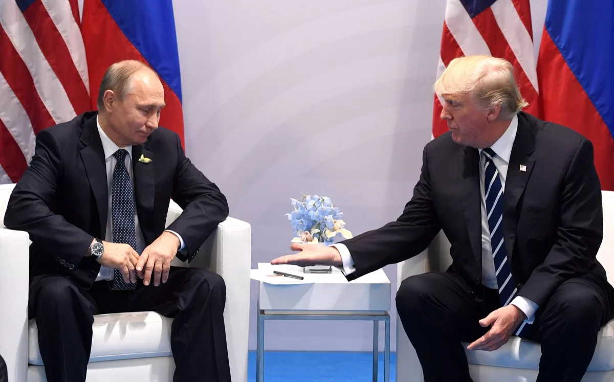 Le Kremlin dit que la Russie est "stable" après les propos de Trump la qualifiant de "tigre de papier" Kremlin vladimir poutine et Donald trump