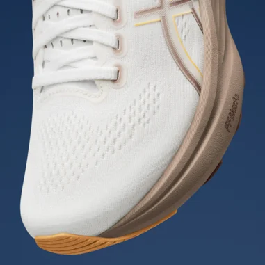 Course à pied : la GEL-KAYANO™ 32 d’ASICS redéfinit les standards du confort ASICS ASICS GEL KAYANO™ 32 png