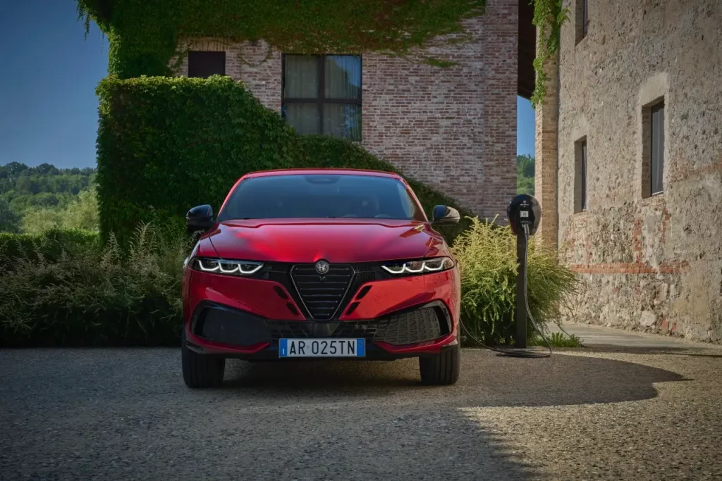 Alfa Romeo Tonale 2026 : le SUV italien affine son style et muscle son ADN sportif Alfa Romeo Tonale 2026 Alfa Romeo Tonale 2026 7