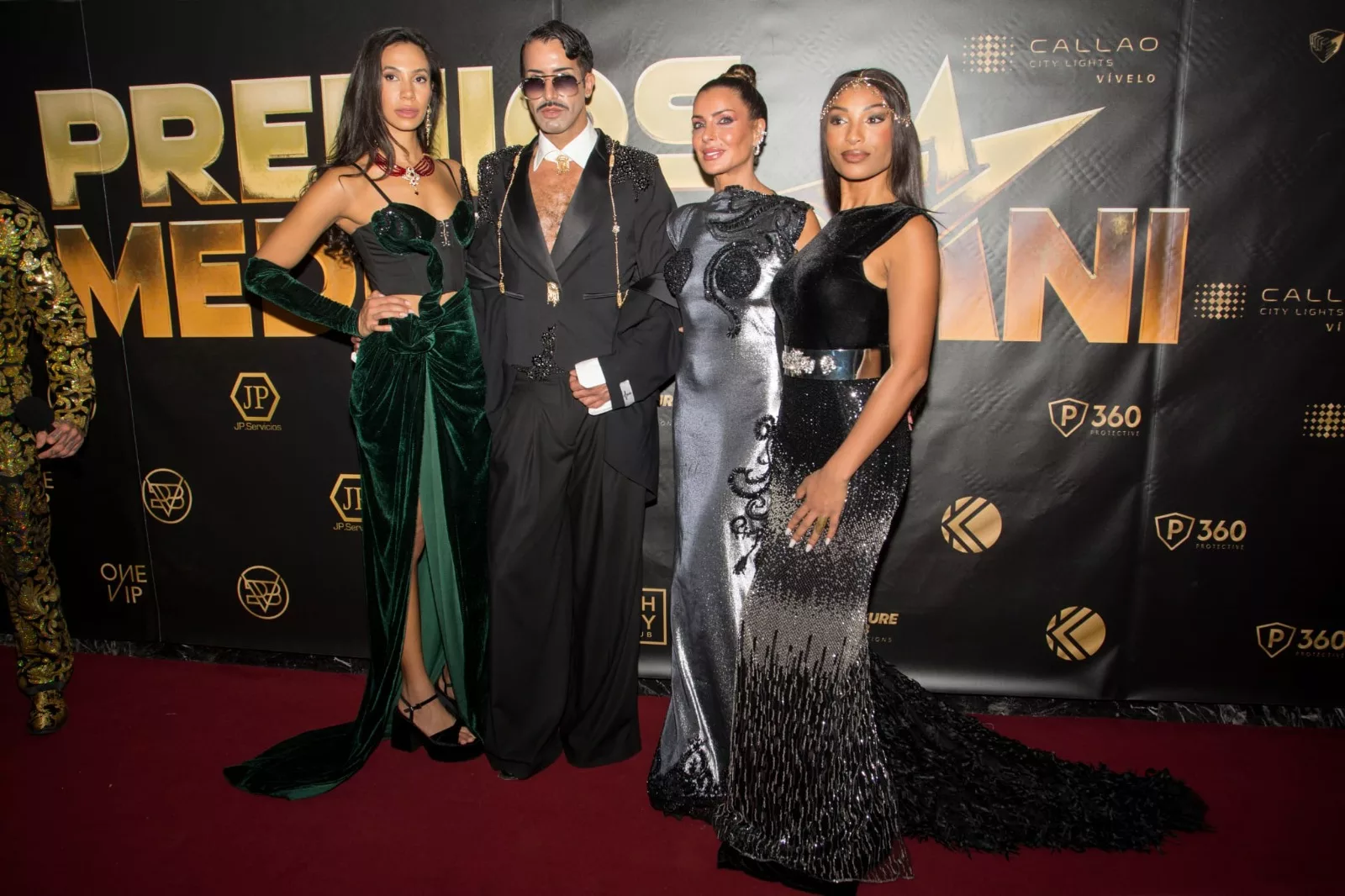 Leo Norma, l’étoile marocaine de la mode, honoré aux Prix de la Méditerranée à Madrid Leo Norma red carpet