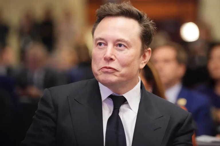 Elon Musk lance Terafab au Texas pour produire ses propres puces d’intelligence artificielle Elon Musk le 13 novembre 2024 1976656