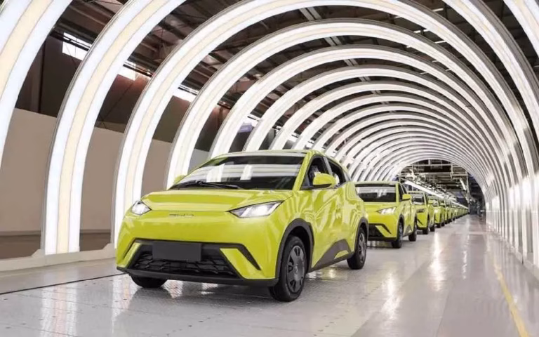 Automobile mondiale : la Chine dépasse le Japon et prend la tête des ventes en 2025 chine industrie automobile 2025