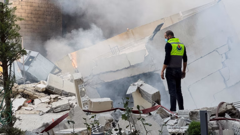Un nouveau front s’ouvre au Proche Orient avec de nouvelles frappes au Liban liban frappes israel