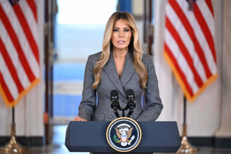 Affaire Epstein : Melania Trump nie toute relation et dénonce des mensonges Affaire Epstein
