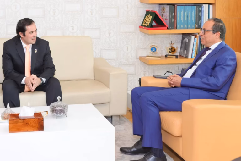CESE : M. Amara reçoit le Président du Parlement du Marché commun de l’Amérique du Sud M. Abdelkader Amara recoit le President du Parlement du MERCOSUR5 1024x682 1