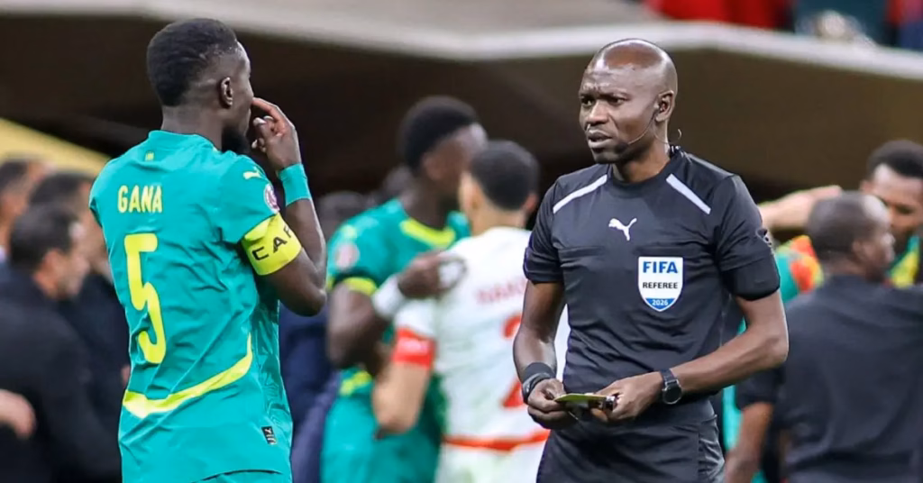 Finale CAN : Le Monde lâche une bombe sur de possibles consignes internes à la CAF lors de l’arbitrage