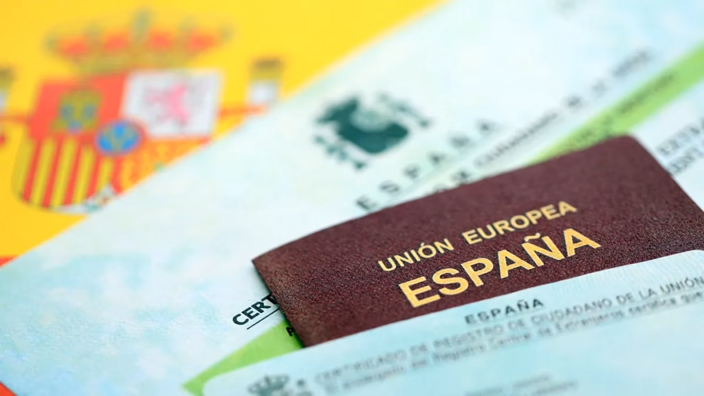 Espagne : les Marocains restent la première communauté de travailleurs étrangers avec près de 420.000 affiliés Espagne Espagne : vers une régularisation massive de 500.000 sans-papiers