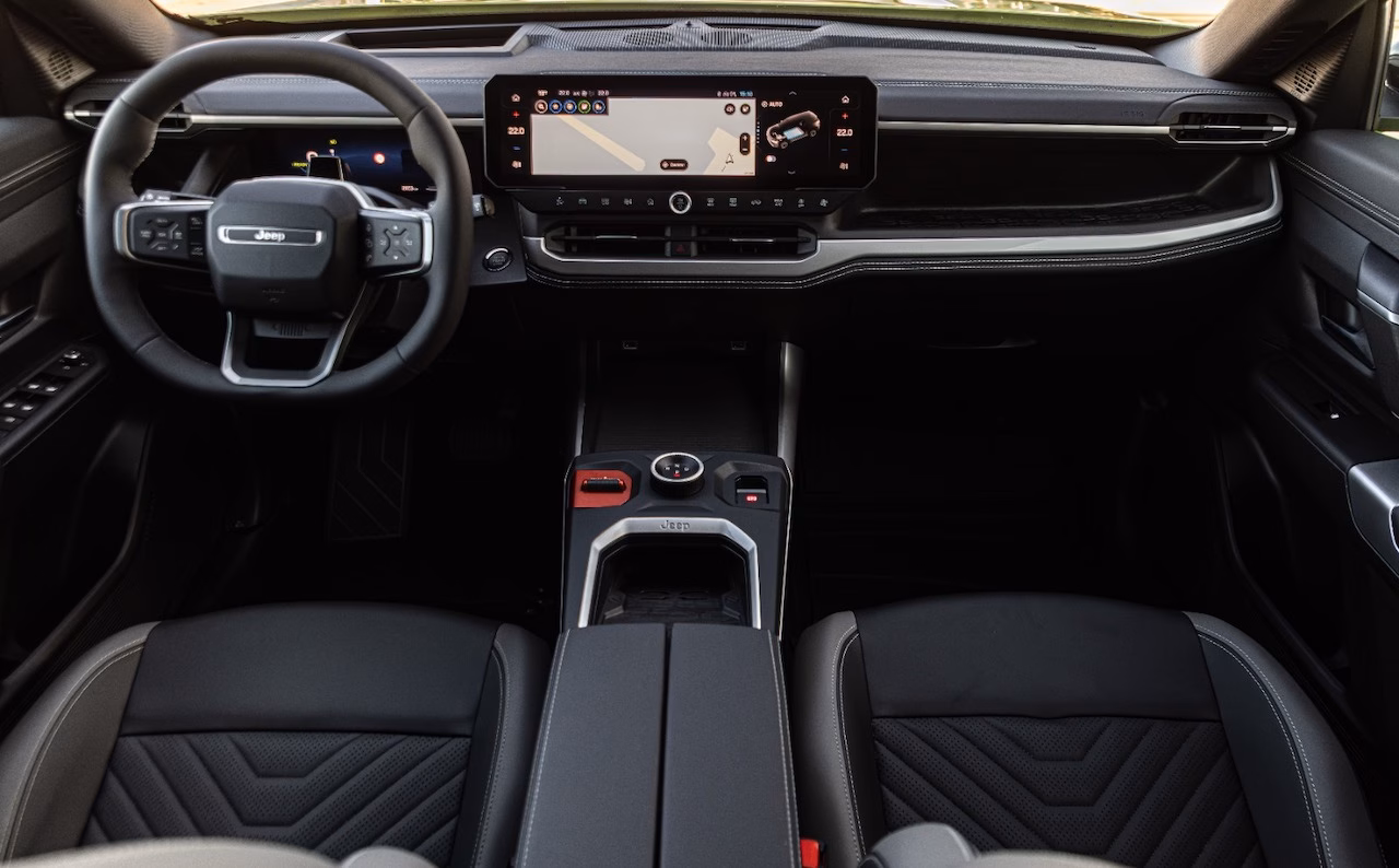 Jeep lance le Compass 2026 au Maroc, un SUV compact plus technologique et efficient Jeep jeep compass interieur