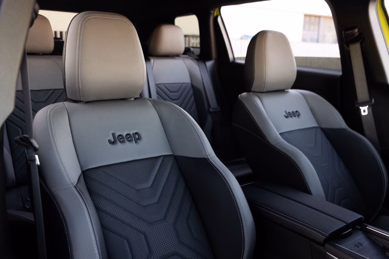 Jeep lance le Compass 2026 au Maroc, un SUV compact plus technologique et efficient Jeep jeep compass salon