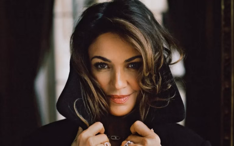 nadia fares