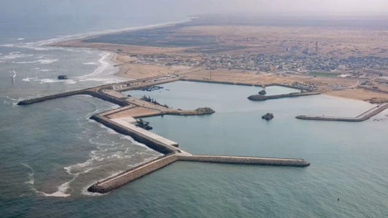 Tarfaya, symbole de souveraineté : 68 ans après, le Maroc célèbre une étape fondatrice de son unité territoriale tarfaya