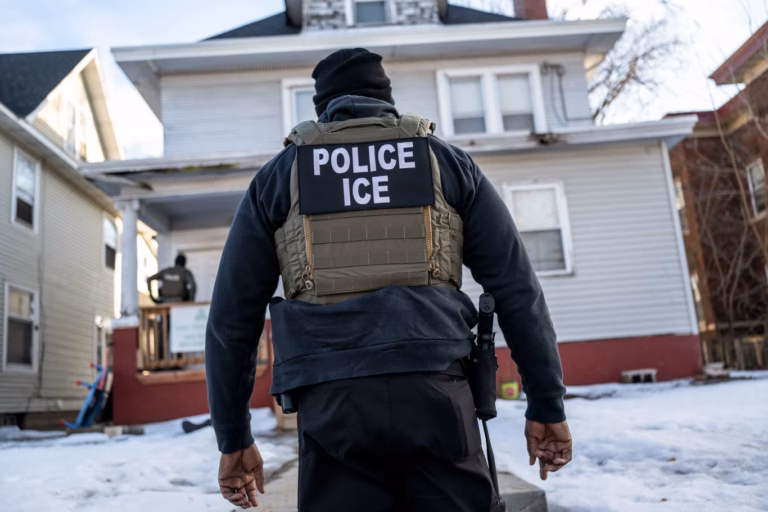 Mondial 2026 : les États-Unis rassurent, aucun agent de l’ICE ne sera présent dans les stades Police ice