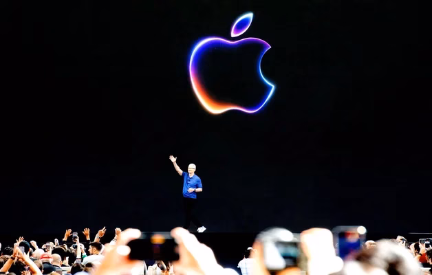 Intelligence artificielle : pourquoi Apple pourrait augmenter les tarifs de ses appareils Everything Apple Announced WWDC 2024 GettyImages 2156398720