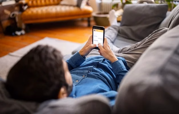 Le smartphone influence-t-il les naissances ? Ce que révèlent les nouvelles études américaines ggg